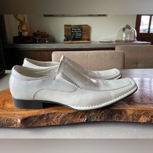Steve Madden Men’s white leather size 11 1/2 loafers